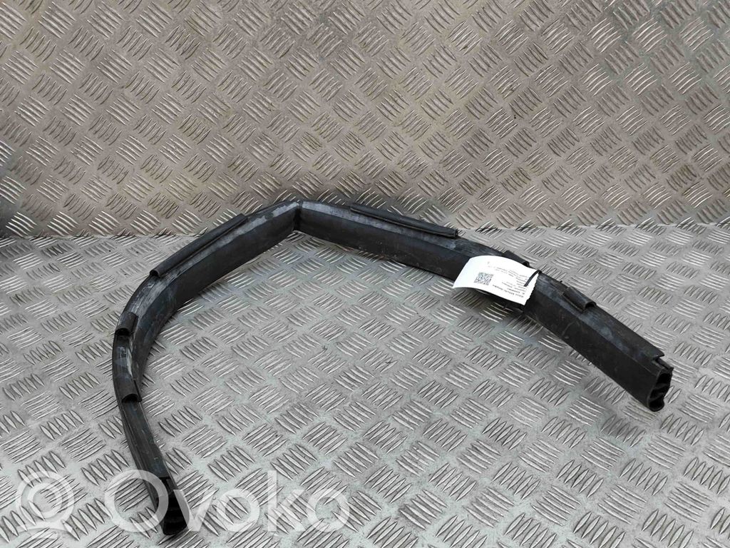 Cheder compartiment motor   7419380
