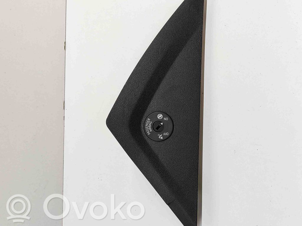 Dashboard side end trim   9490701