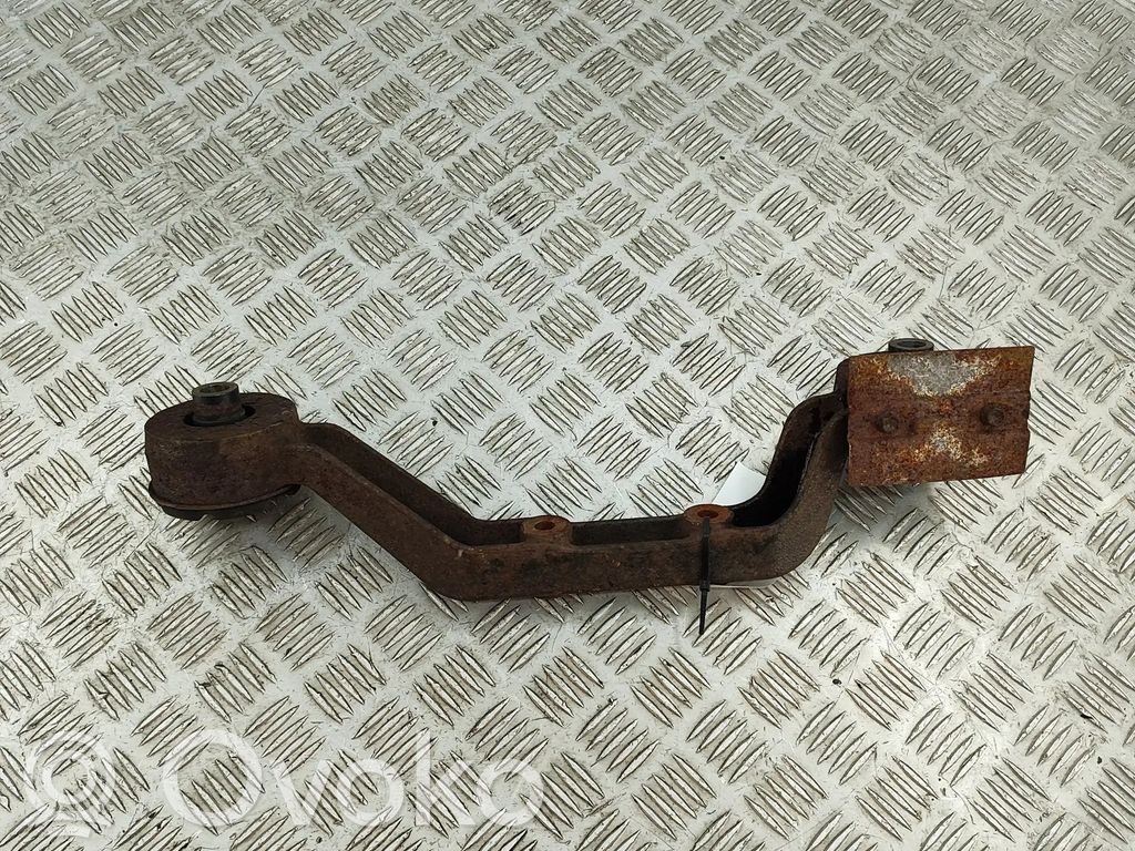 Lexus RX 450H Rear differential/diff mount bracket