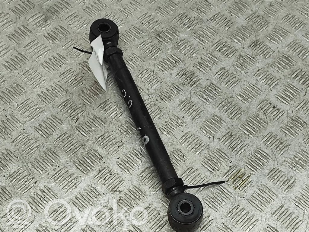 Rear upper control arm/wishbone