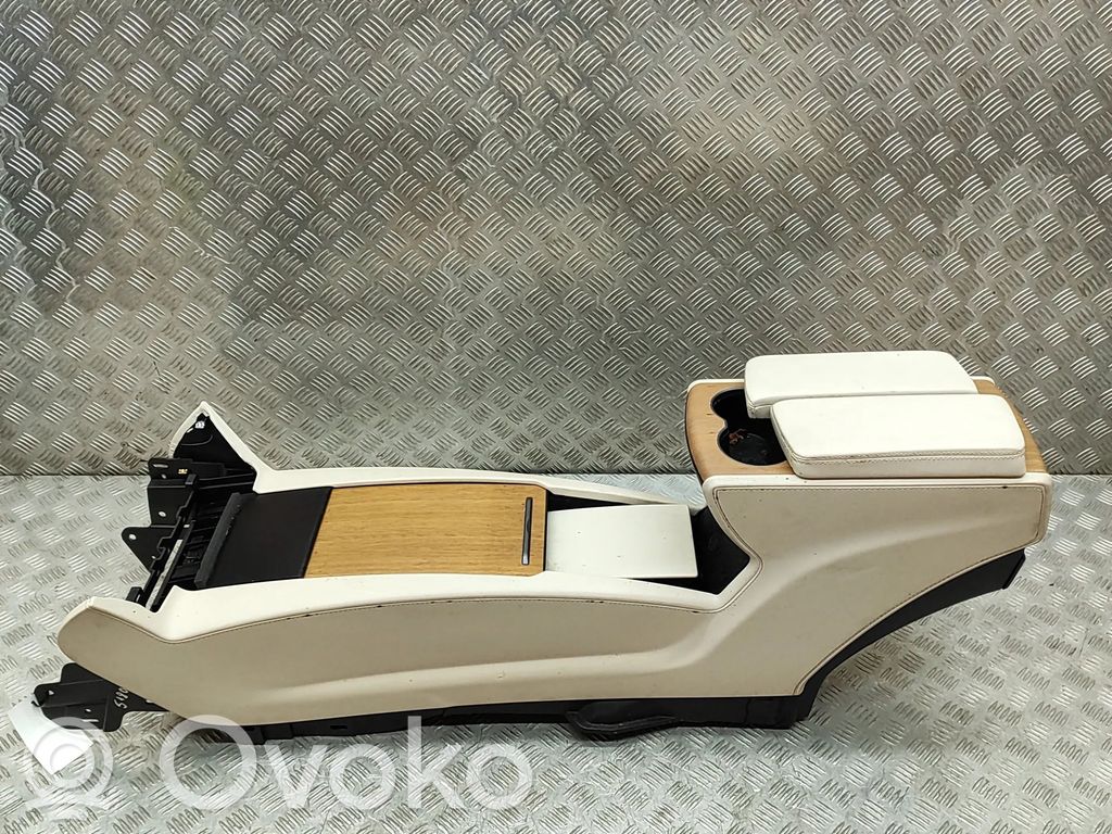 Center console   102673000E