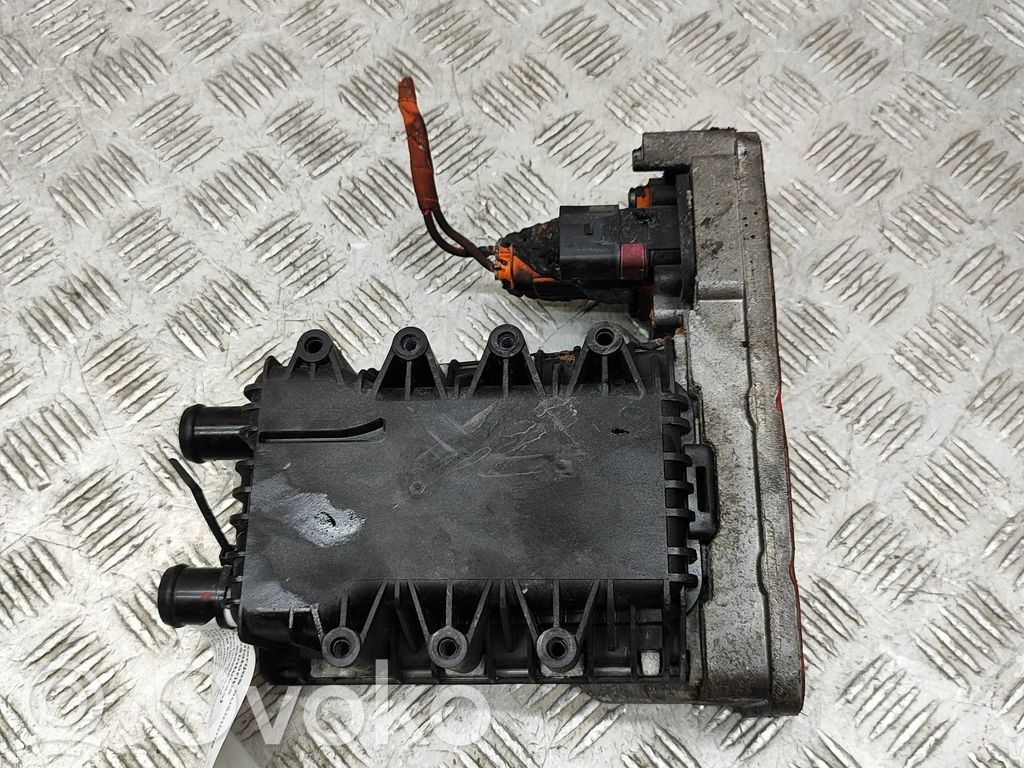 Skoda Enyaq iV Hybrid/electric vehicle battery fan 