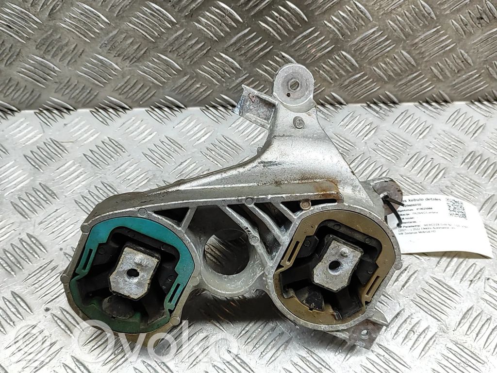 Mercedes-Benz EQS V297 Moottorin kiinnikekorvake