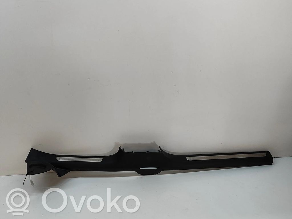 Volkswagen PASSAT B8 Rivestimento montante (A) 