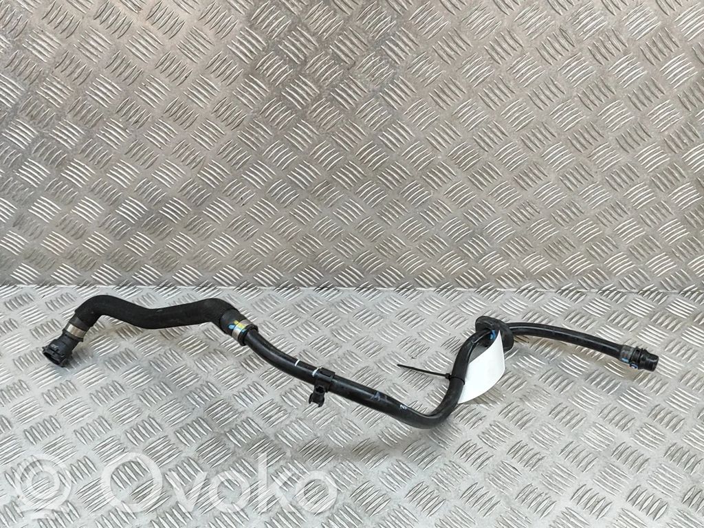 Mercedes-Benz GLE W167 Tubo flessibile del liquido di raffreddamento del motore