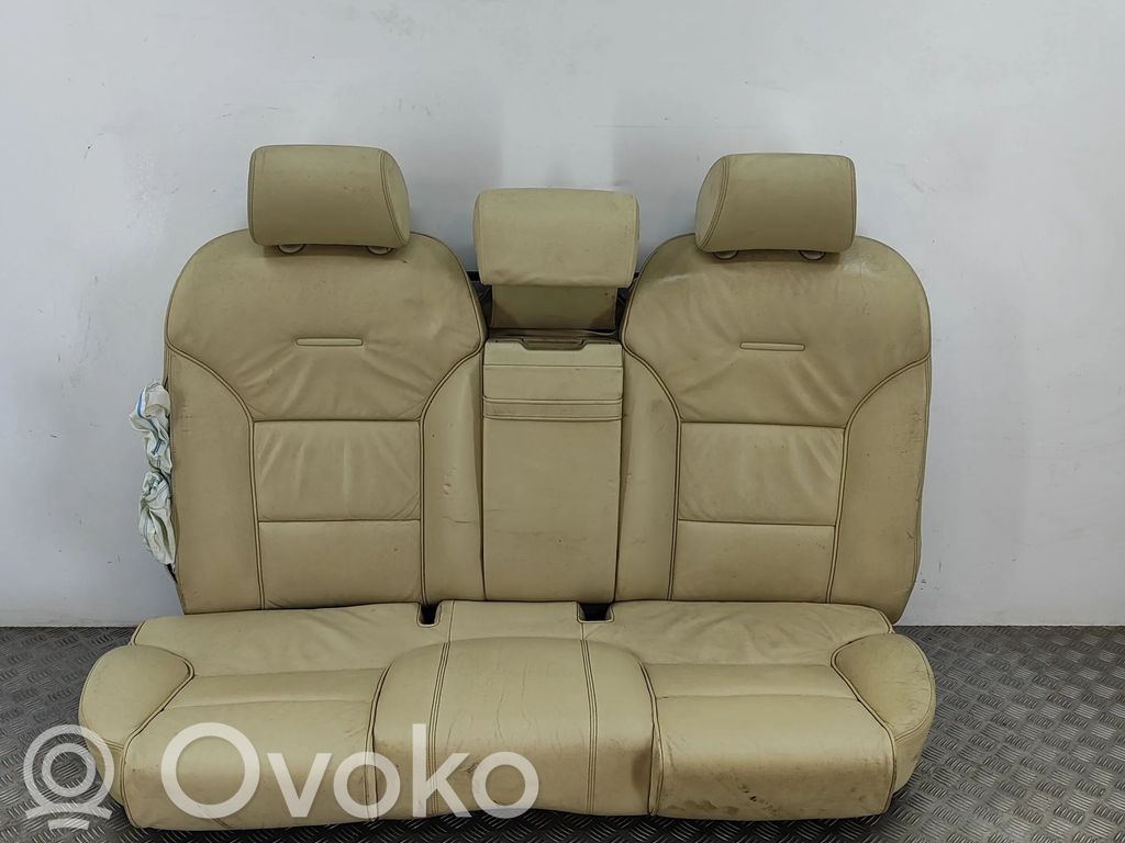 Galinė sėdynė   4E0885707,4E0885375E