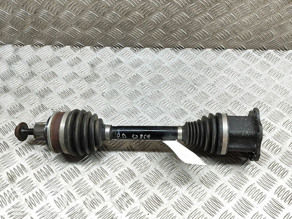 Eje de transmisión delantero   8W0407271M