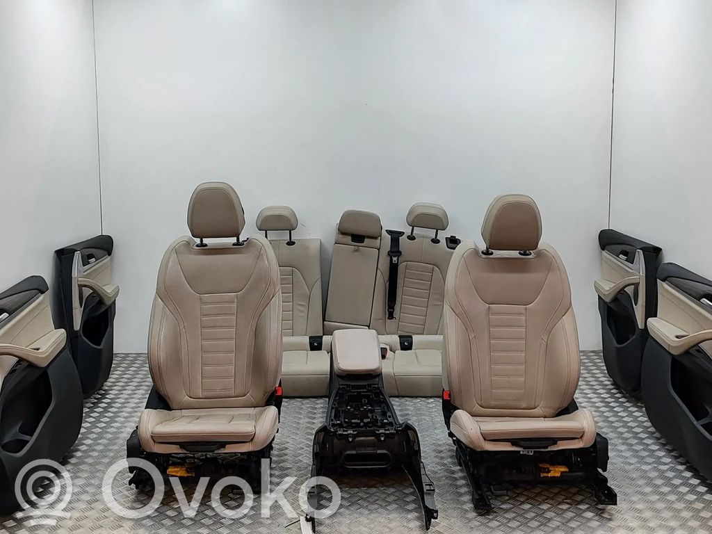 BMW X3 G01 Tapicerka / Komplet 
