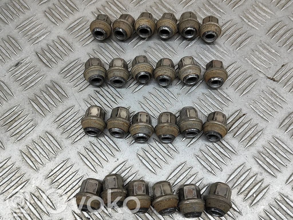 Ford Ranger Tuercas/tornillos 