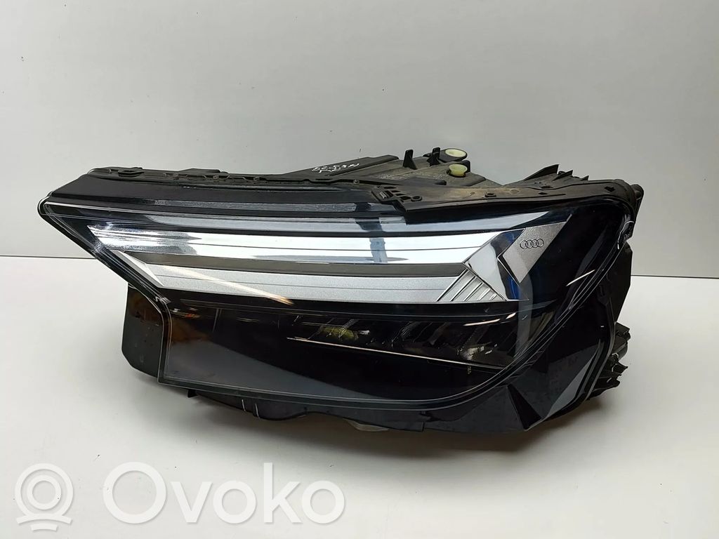 Audi Q4 Sportback e-tron Scheinwerfer 