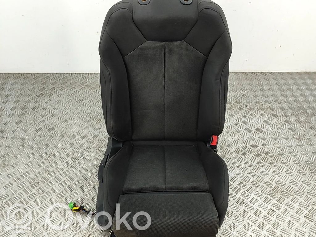 Audi Q3 F3 Scaun față pasager 