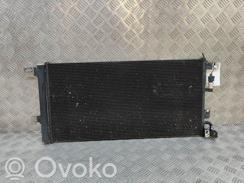Audi A5 Skraplacz / Chłodnica klimatyzacji 