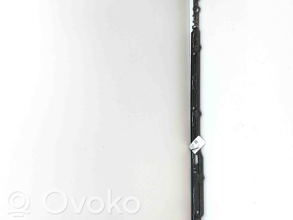 Mercedes-Benz EQS V297 Rivestimento sottoporta/minigonna laterale 