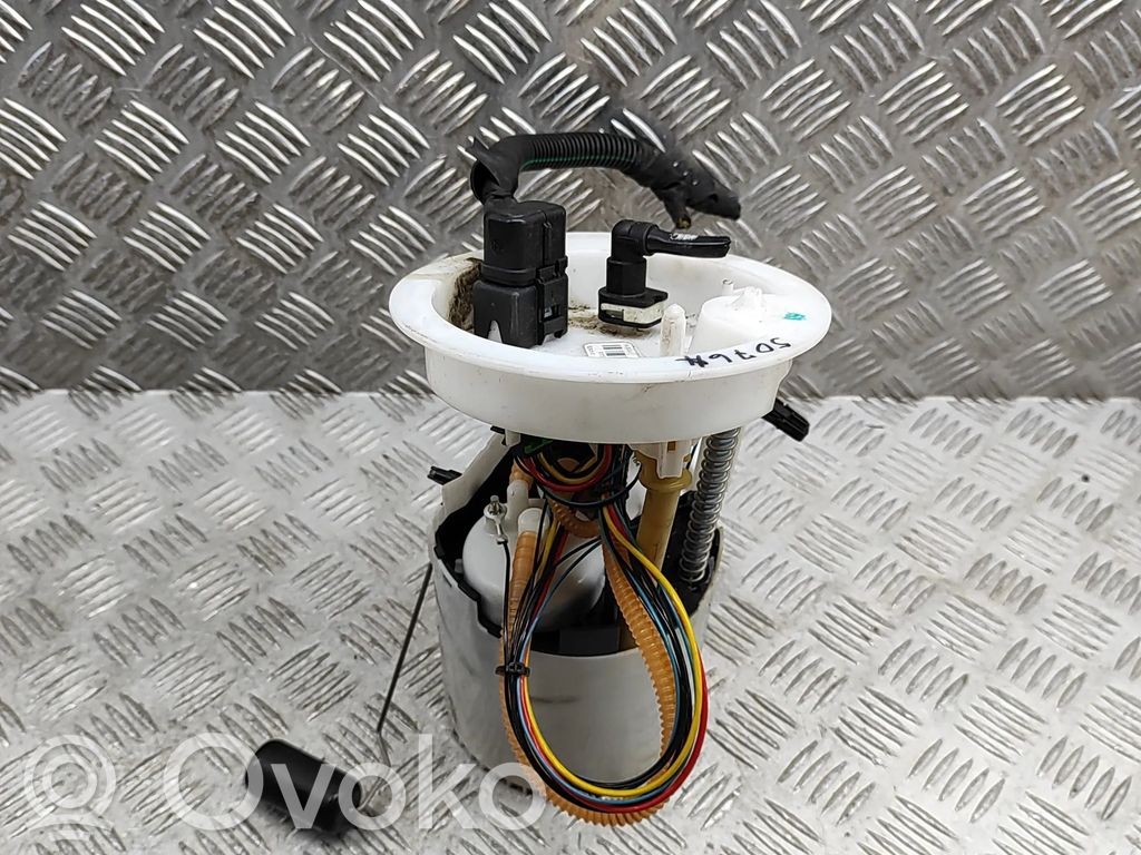 Volvo XC90 Bomba interna de combustible 
