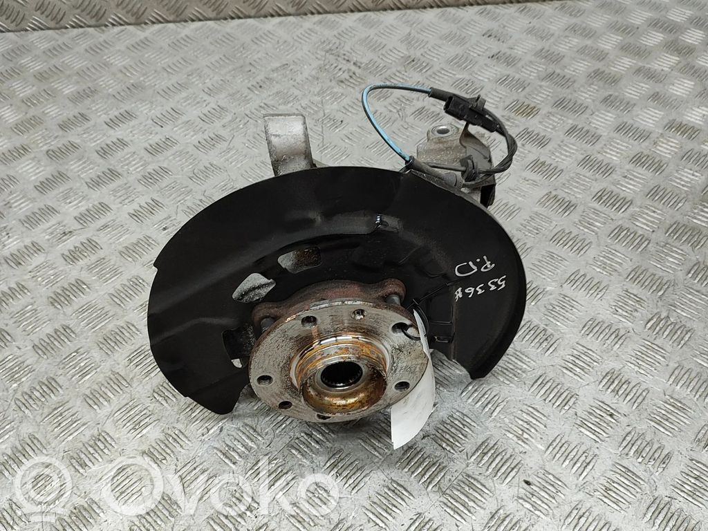 Nissan Qashqai J12 Mozzo ruota anteriore 