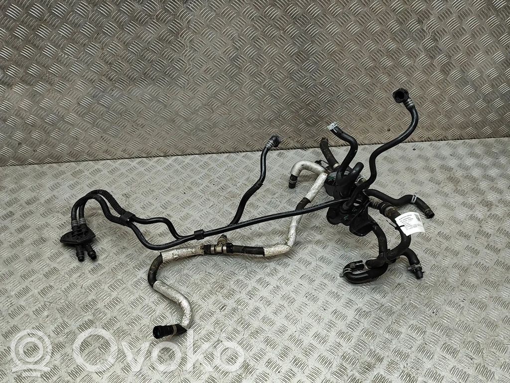 Volvo XC60 Conductă/furtun lichid de răcire motor 