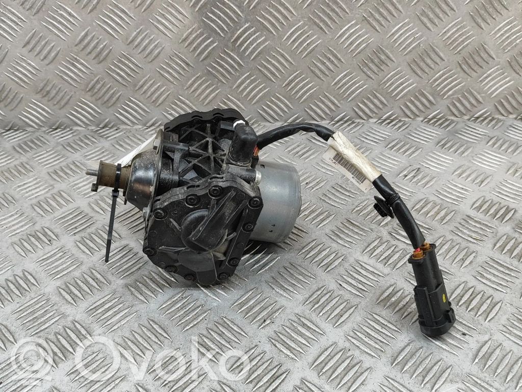 Opel Vivaro Alipainepumppu 
