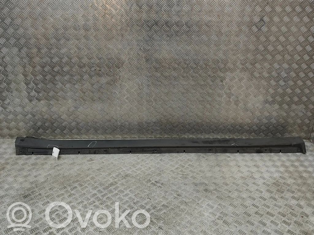 Porsche Cayenne (9Y0 9Y3) Listón 