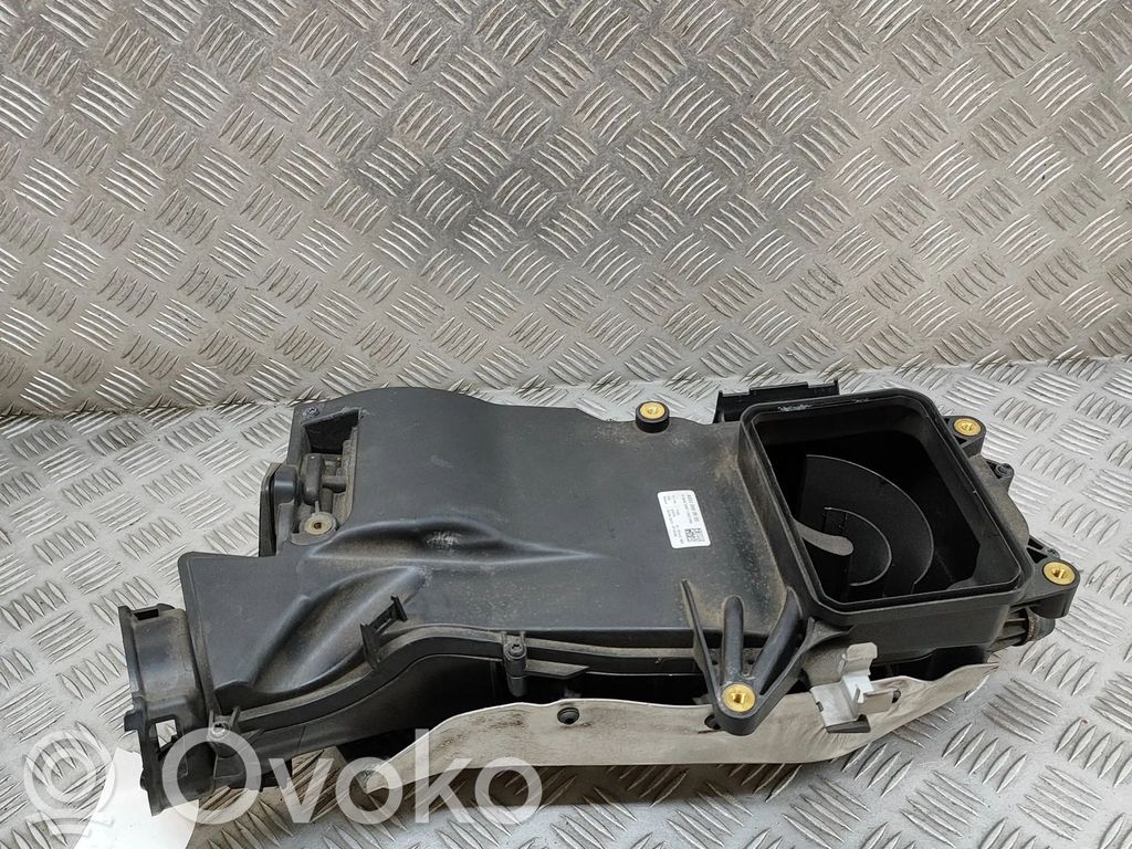 Mercedes-Benz C W205 Cutie filtru aer 