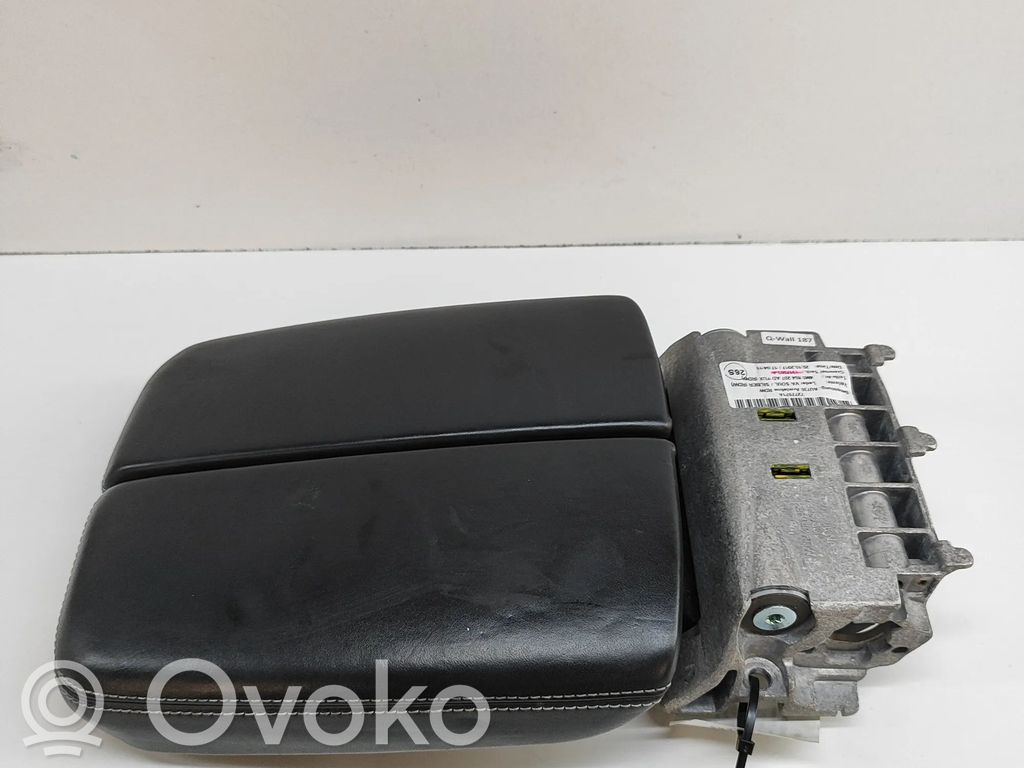 Audi Q7 4M Armrest 