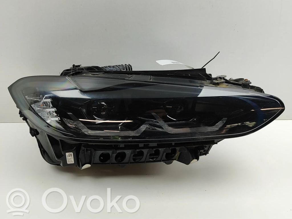 BMW i4 Scheinwerfer 