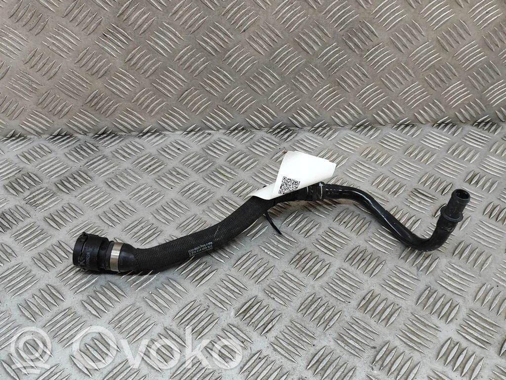 Audi Q8 Moottorin vesijäähdytyksen putki/letku 
