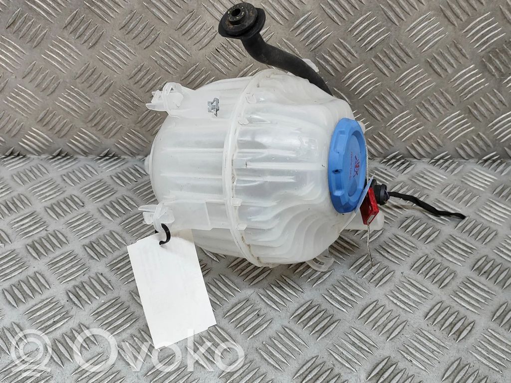 Audi Q8 Ausgleichsbehälter Kühlwasser 