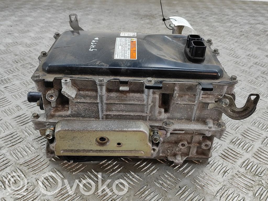 Toyota Prius (XW50) Inversor/convertidor de voltaje 