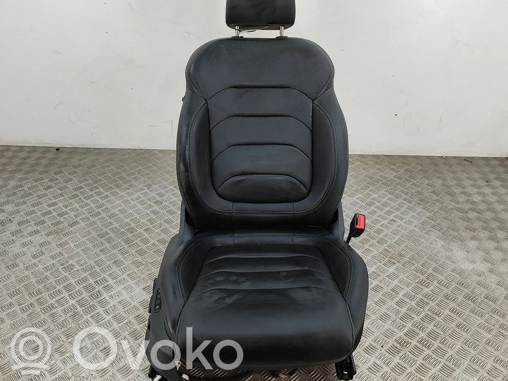 Fotel przedni pasażera   5Q4881046BN