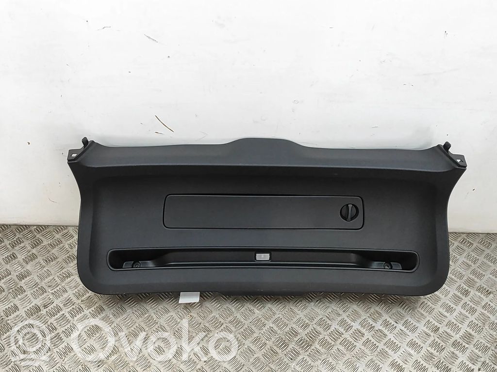 Volvo XC40 Mască capotă portbagaj 