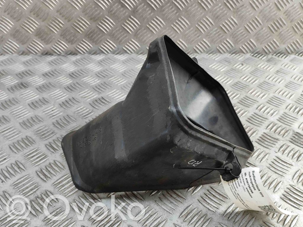 Wlot / Kanał powietrza intercoolera   MB935449