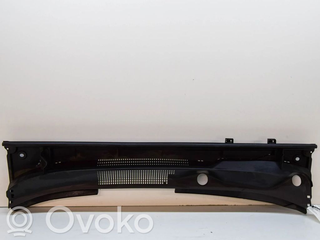 Toyota bZ4X Podszybie przednie 