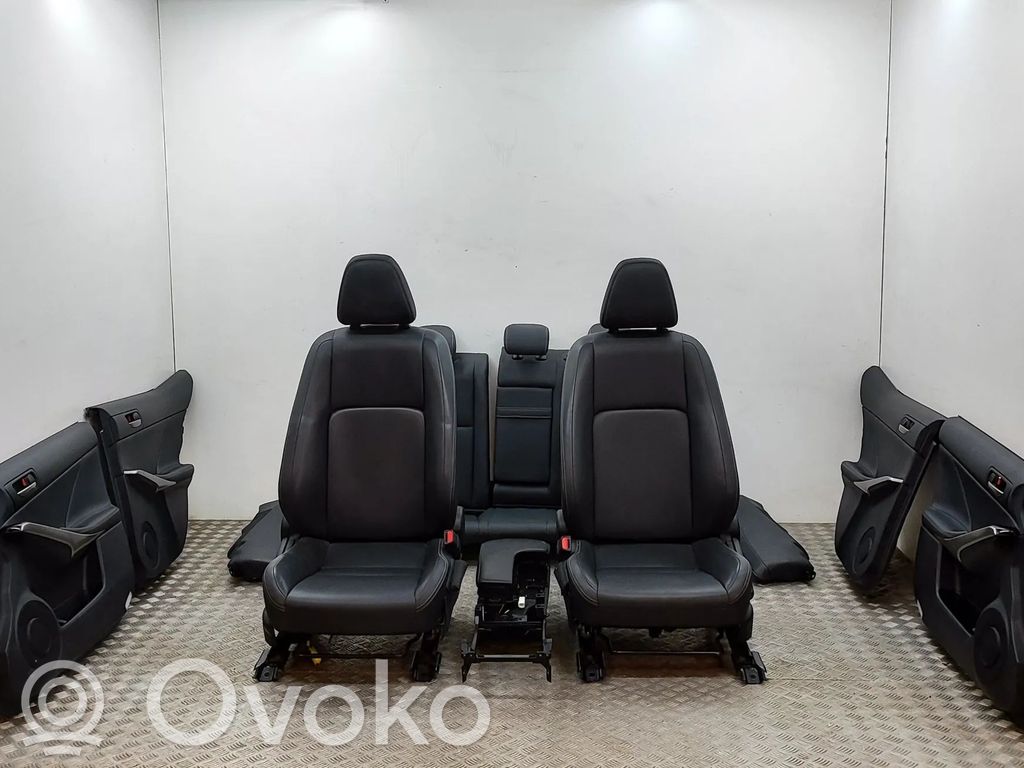 Lexus IS III XE30 Set interni 