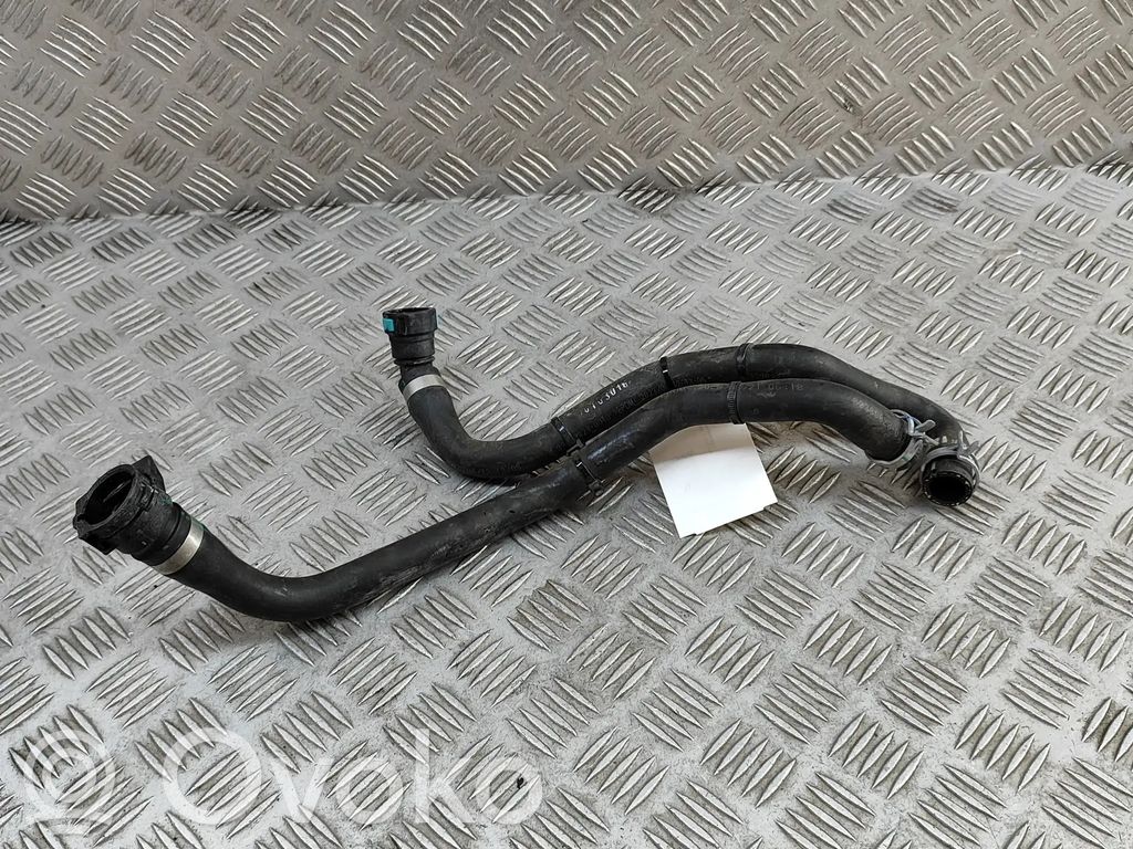 Engine coolant pipe/hose   32339828