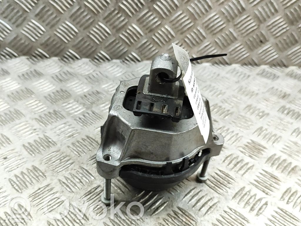 BMW X7 G07 Engine mount bracket 