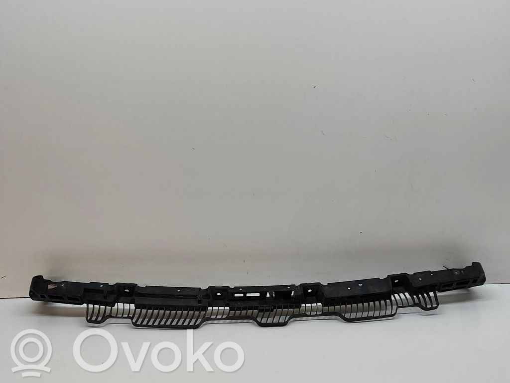 Volkswagen Golf VII Uchwyt / Mocowanie zderzaka tylnego 