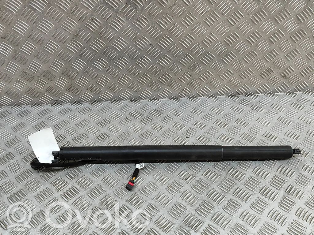 Audi Q3 F3 Amortyzator klapy tylnej bagażnika 