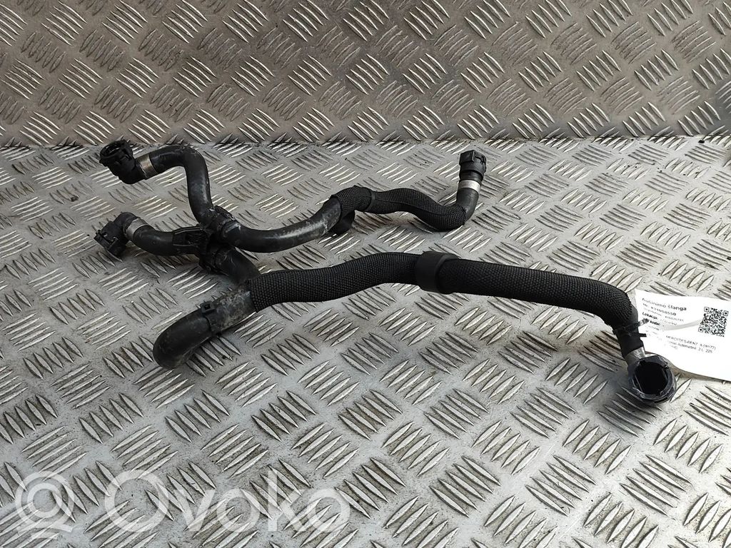 Mercedes-Benz A W177 Conductă/furtun lichid de răcire motor 