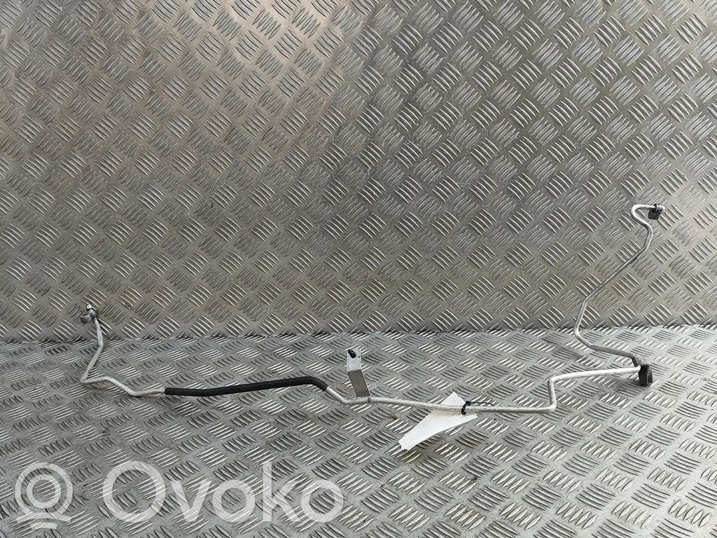 Nissan Patrol Y61 Ilmastointilaitteen putki (A/C) 