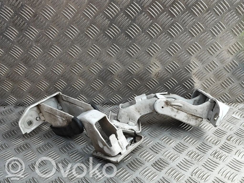 Citroen Jumpy Tailgate/trunk/boot hinge 