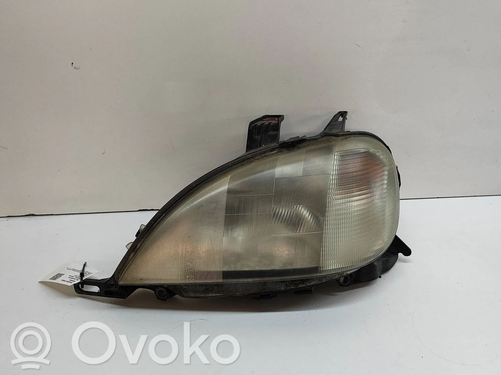 Mercedes-Benz ML W163 Lampa przednia 