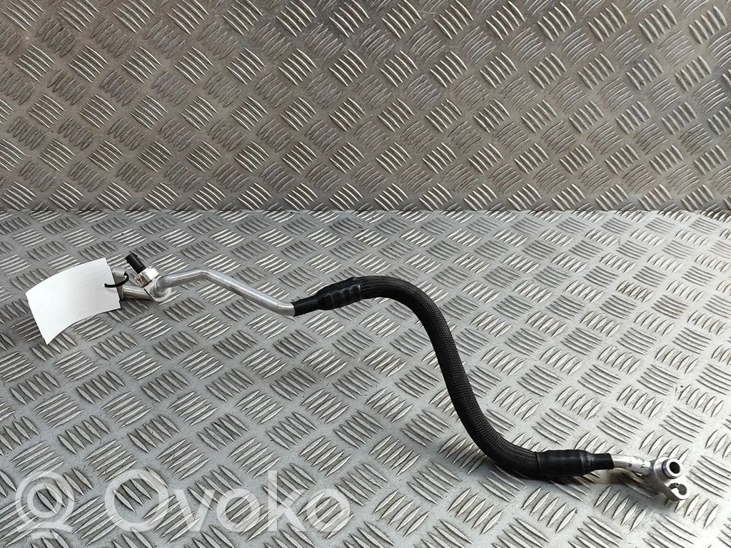 Audi E-tron GT Ilmastointilaitteen putki (A/C) 