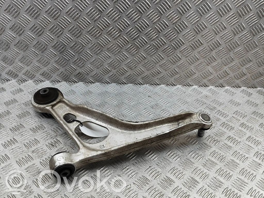 Nissan Qashqai J12 Priekinė šakė 