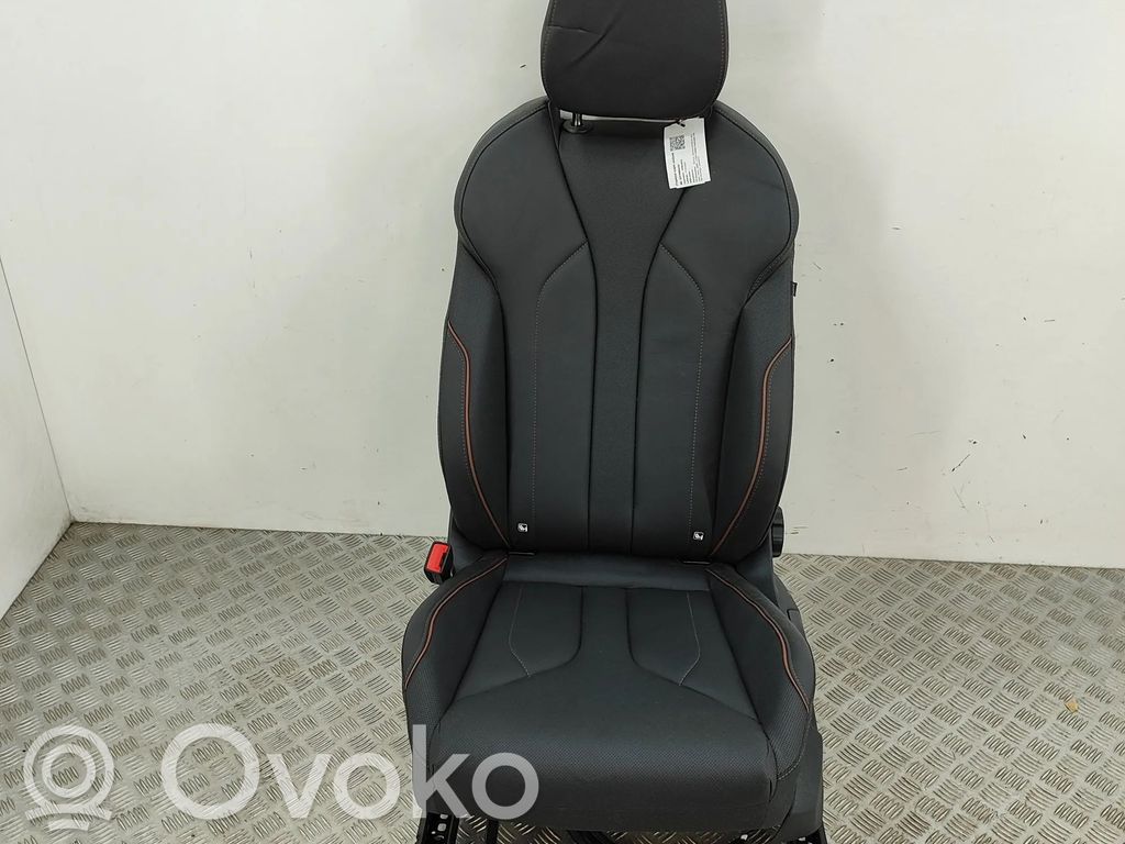 Skoda Enyaq iV Kuljettajan istuin 