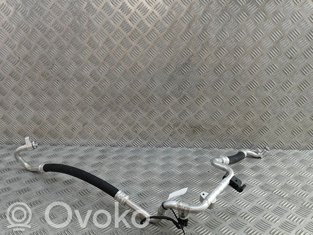 Skoda Enyaq iV Ilmastointilaitteen putki (A/C) 
