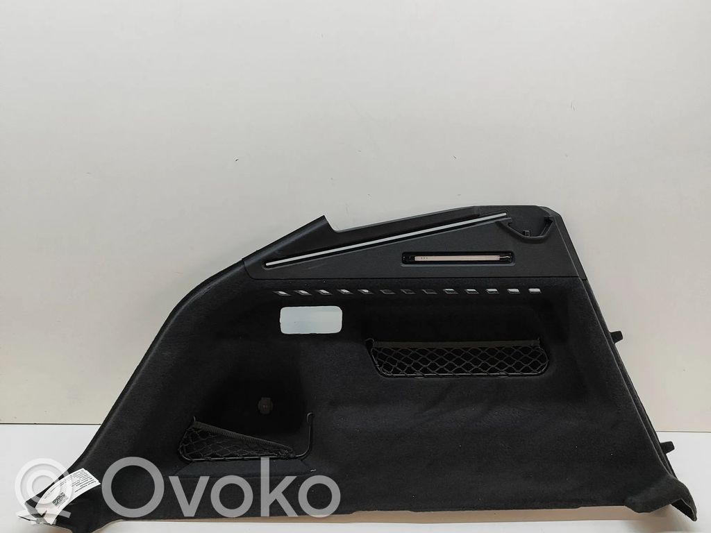 Boczek / Tapicerka / bagażnika   4M8863879N