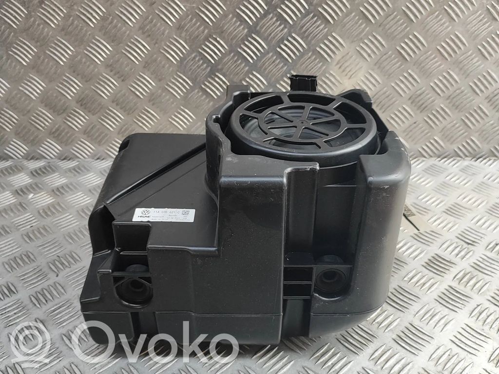 Audi Q4 Sportback e-tron Subwoofer 