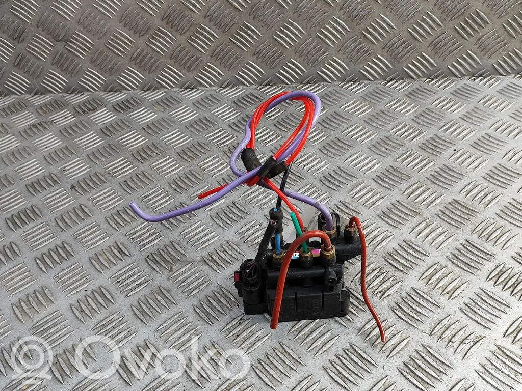Porsche Taycan 9J1 Module de commande suspension 