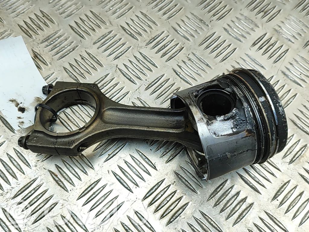 Piston   7810825,8473776
