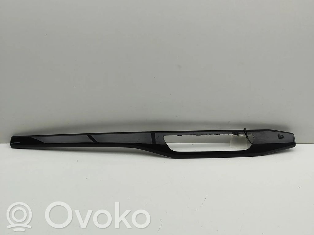 Ramka schowka deski rozdzielczej   8W2853189,8W2853189R